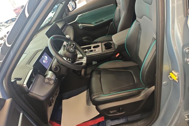 Used GAC Trumpchi EMKOO 2022 1.5T Supernova Pro Edition Left Front Seat
