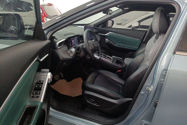 Used GAC Trumpchi EMKOO 2022 1.5T Supernova Pro Edition Left Front Seat