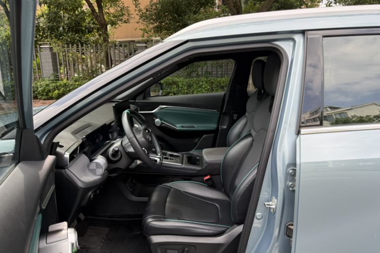 Used GAC Trumpchi EMKOO 2022 2.0 ATK TwinStar Pro Edition Left Front Seat