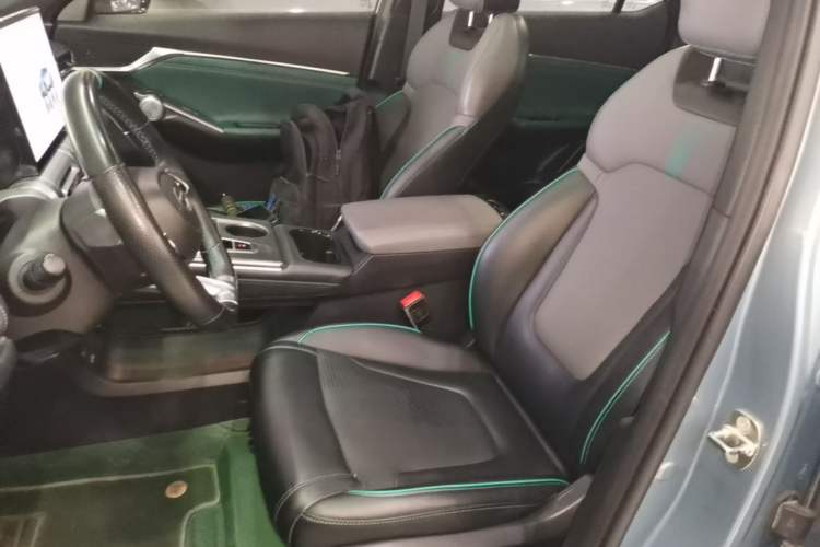 Used GAC Trumpchi EMKOO 2022 2.0 ATK TwinStar Pro Edition Left Front Seat