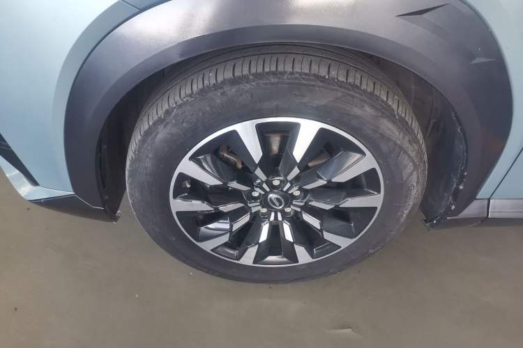 Used GAC Trumpchi EMKOO 2022 1.5T Supernova Pro Edition Left Front Wheel Hub