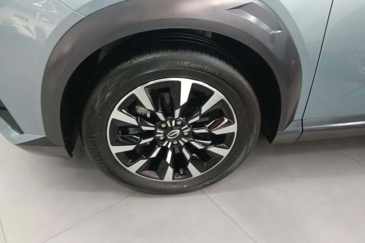 Used GAC Trumpchi EMKOO 2022 2.0 ATK TwinStar Pro Edition Left Front Wheel Hub