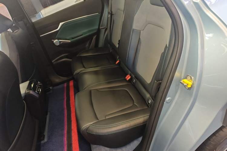 Used GAC Trumpchi EMKOO 2022 1.5T Supernova Pro Edition Left Rear Seat