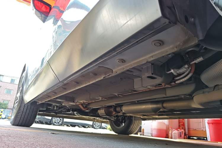 Used GAC Trumpchi EMKOO 2022 2.0 ATK TwinStar Pro Edition Left Side Sill
