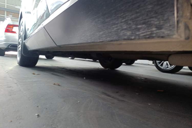 Used GAC Trumpchi EMKOO 2022 1.5T Supernova Pro Edition Left Side Sill