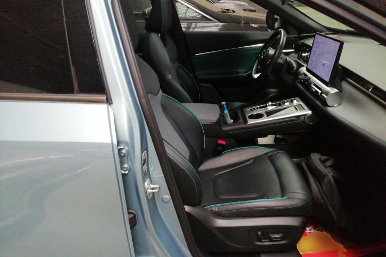 Used GAC Trumpchi EMKOO 2022 2.0 ATK TwinStar Pro Edition Right Front Seat