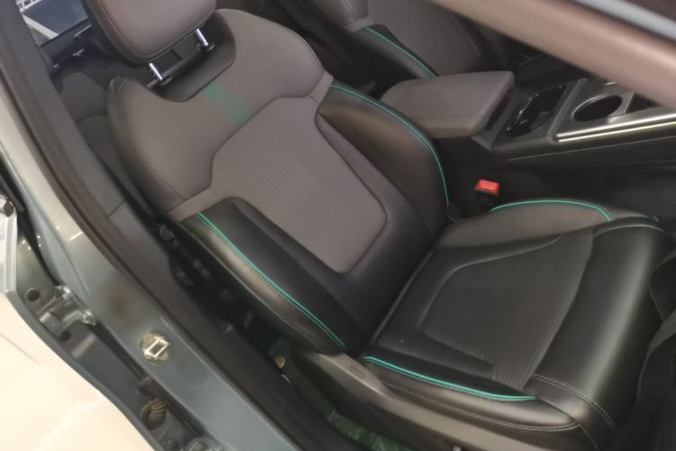 Used GAC Trumpchi EMKOO 2022 2.0 ATK TwinStar Pro Edition Right Front Seat