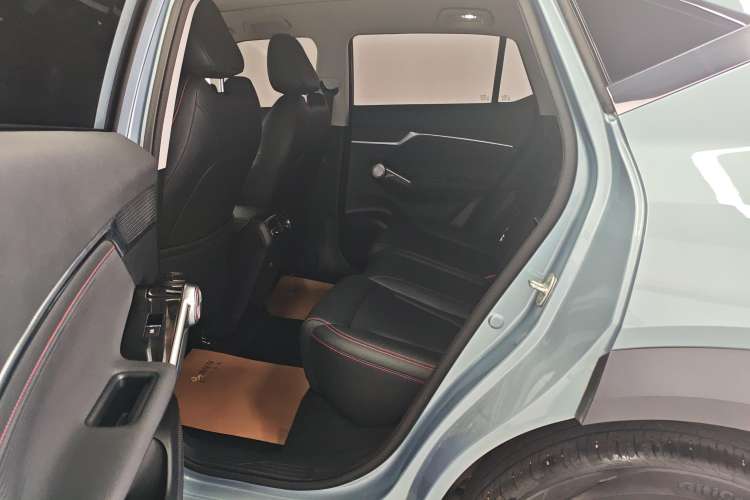 Used GAC Trumpchi EMKOO 2022 1.5T Supernova Pro Edition Right Rear Seat