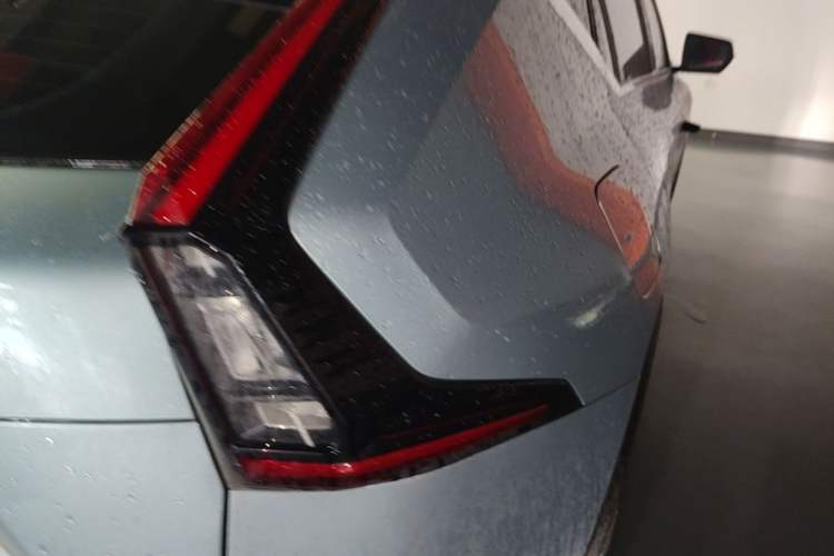 Used GAC Trumpchi EMKOO 2022 1.5T Supernova Edition Right Rear Taillight