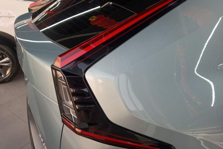 Used GAC Trumpchi EMKOO 2022 2.0 ATK TwinStar Pro Edition Right Rear Taillight