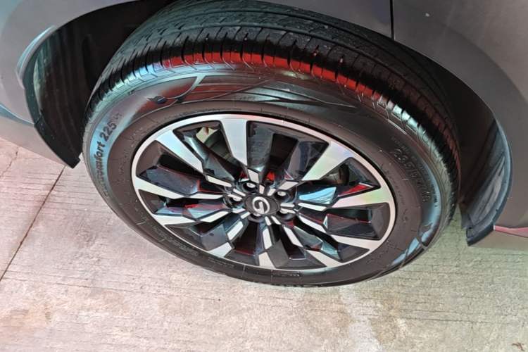 Used GAC Trumpchi EMKOO 2022 2.0 ATK TwinStar Pro Edition Right Rear Wheel Hub