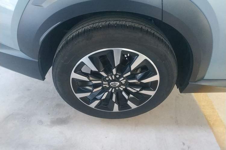 Used GAC Trumpchi EMKOO 2022 1.5T Supernova Pro Edition Right Rear Wheel Hub