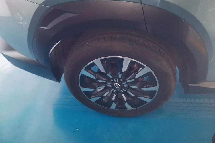 Used GAC Trumpchi EMKOO 2022 1.5T Supernova Pro Edition Right Rear Wheel Hub