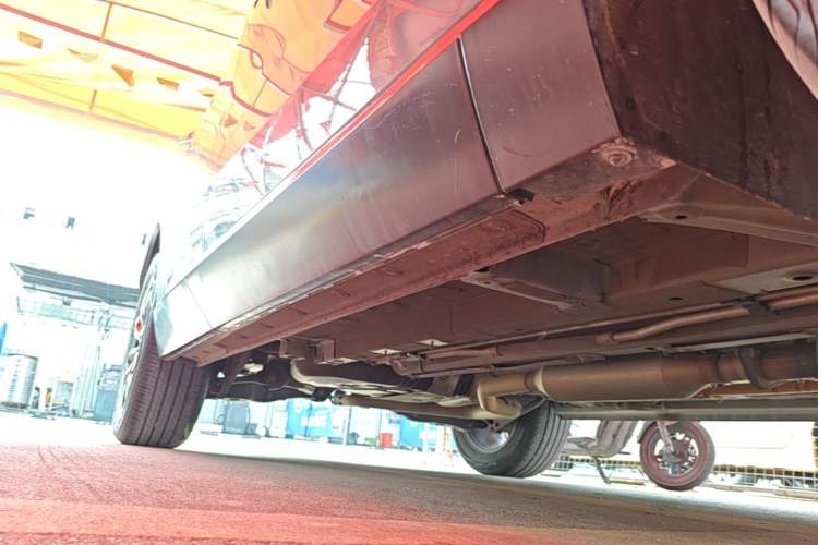 Used GAC Trumpchi EMKOO 2022 2.0 ATK TwinStar Pro Edition Right Side Sill