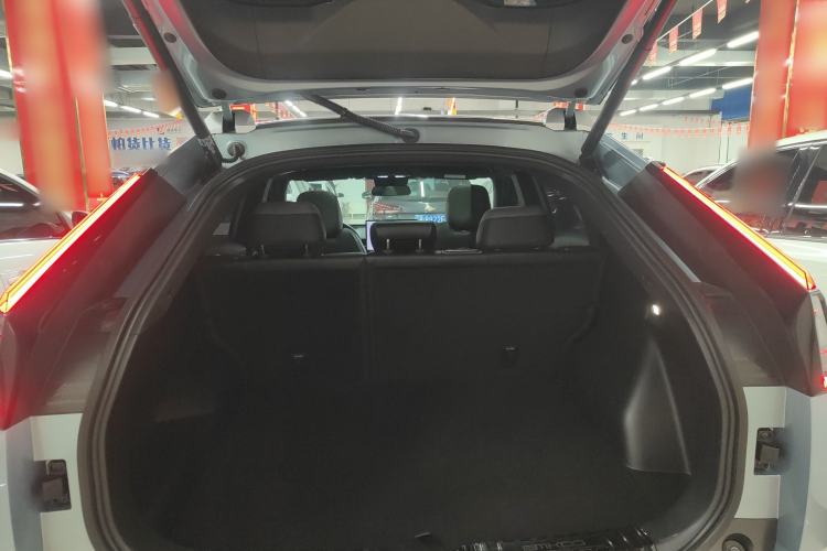 Used GAC Trumpchi EMKOO 2022 2.0 ATK TwinStar Pro Edition Trunk
