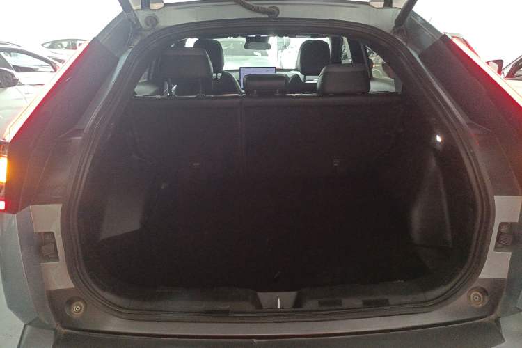 Used GAC Trumpchi EMKOO 2022 1.5T Supernova Pro Edition Trunk