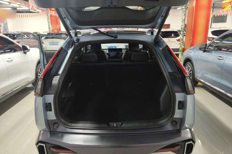 Used GAC Trumpchi EMKOO 2022 2.0 ATK TwinStar Pro Edition Trunk
