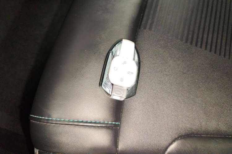 Used GAC Trumpchi EMKOO 2022 1.5T Supernova Pro Edition Vehicle Key