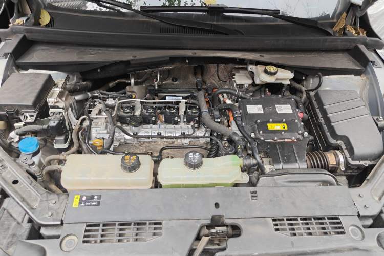 Used GAC Trumpchi EMKOO 2022 2.0 ATK TwinStar Pro Edition Engine Bay