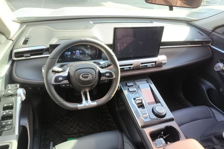 Used GAC Trumpchi EMKOO 2022 1.5T Supernova Pro Edition Center Console
