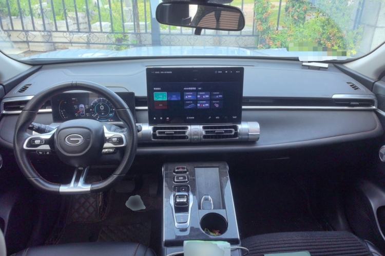 Used GAC Trumpchi EMKOO 2022 1.5T Supernova Pro Edition Center Console