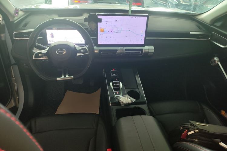 Used GAC Trumpchi EMKOO 2022 1.5T Supernova Max Edition Center Console
