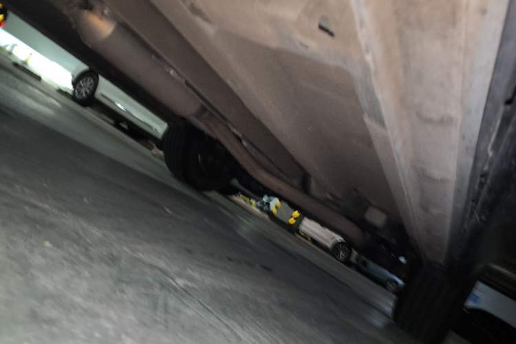 Used GAC Trumpchi EMKOO 2022 1.5T Supernova Pro Edition Chassis Front Left