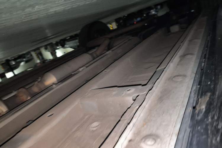 Used GAC Trumpchi EMKOO 2022 1.5T Supernova Pro Edition Chassis Front Right