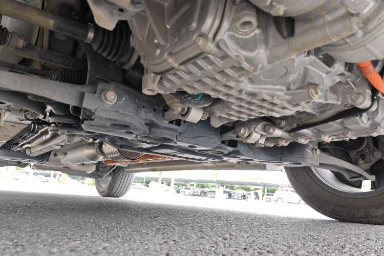 Used GAC Trumpchi EMKOO 2022 2.0 ATK Gemini Edition Chassis Front Right