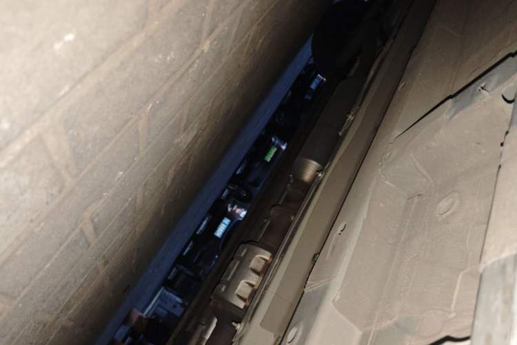 Used GAC Trumpchi EMKOO 2022 1.5T Supernova Pro Edition Chassis Front Right