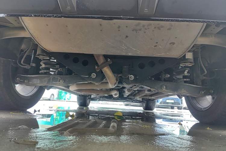 Used GAC Trumpchi EMKOO 2022 1.5T Supernova Max Edition Chassis Rear