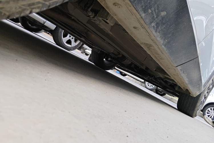 Used GAC Trumpchi EMKOO 2022 1.5T Supernova Pro Edition Chassis Rear Right