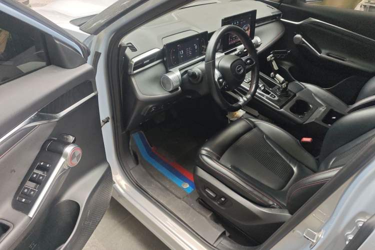 Used GAC Trumpchi EMKOO 2022 1.5T Supernova Edition Driver Seat