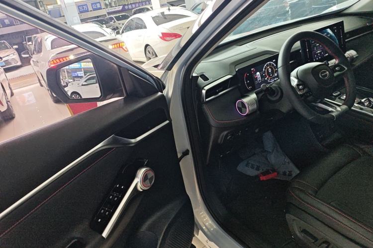 Used GAC Trumpchi EMKOO 2022 1.5T Supernova Edition Driver Seat