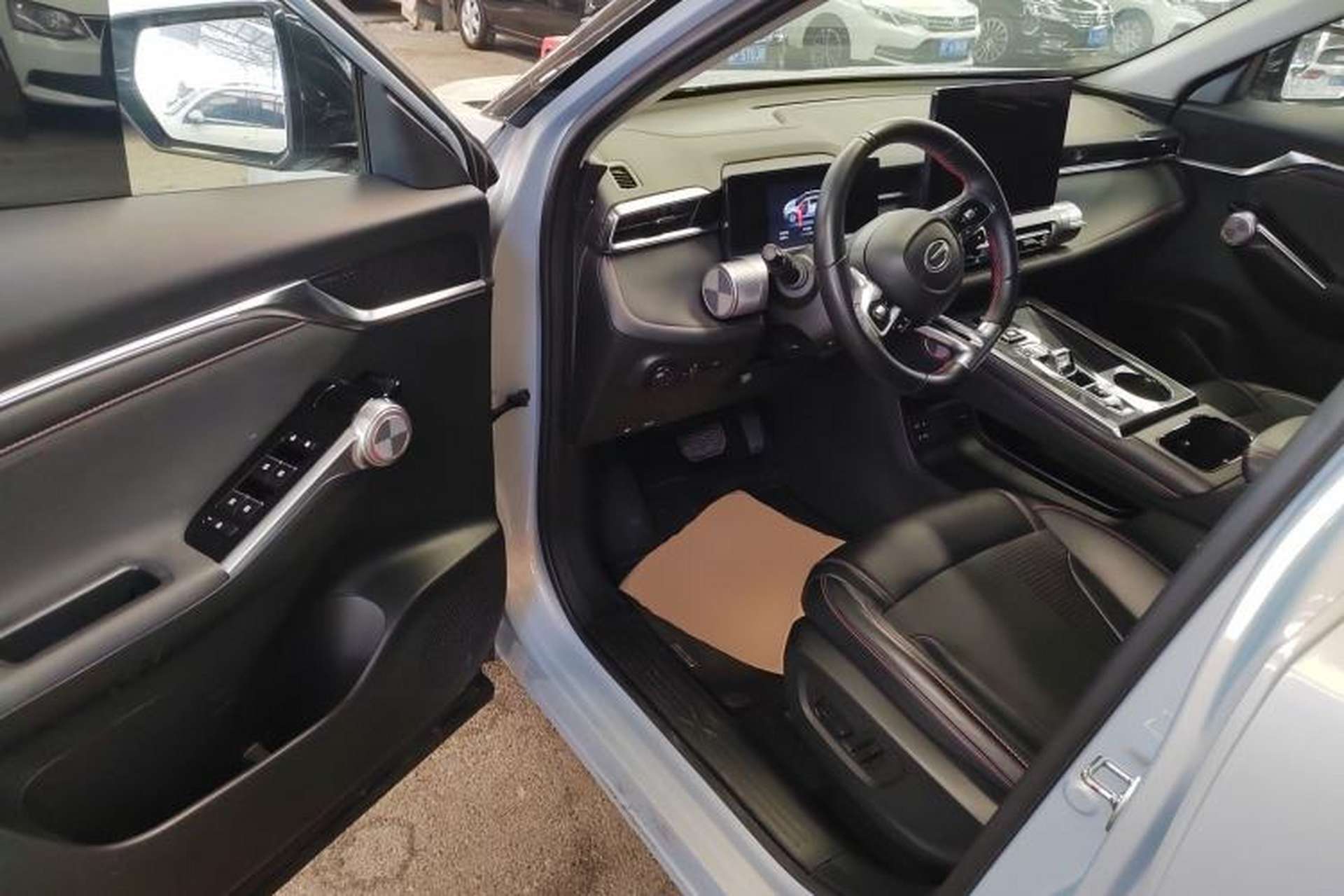 Used GAC Trumpchi EMKOO 2022 2.0T Neutron Star Pro Edition Driver Seat