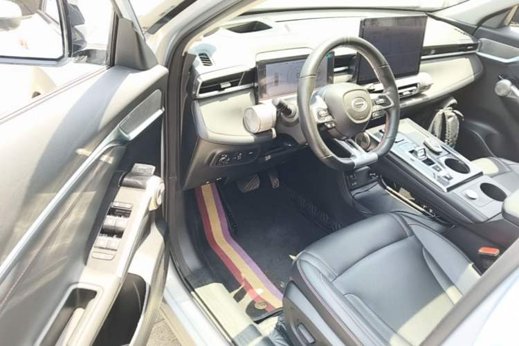 Used GAC Trumpchi EMKOO 2022 2.0 ATK TwinStar Max Edition Driver Seat