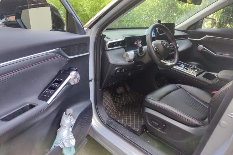 Used GAC Trumpchi EMKOO 2022 1.5T Supernova Pro Edition Driver Seat