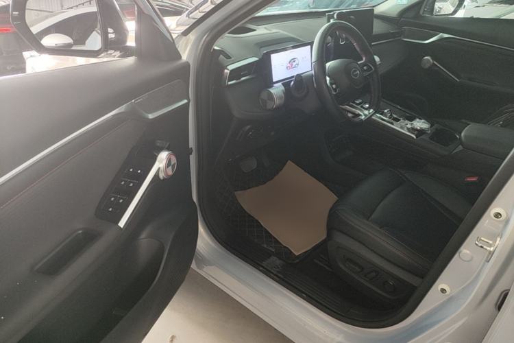Used GAC Trumpchi EMKOO 2022 1.5T Supernova Max Edition Driver Seat