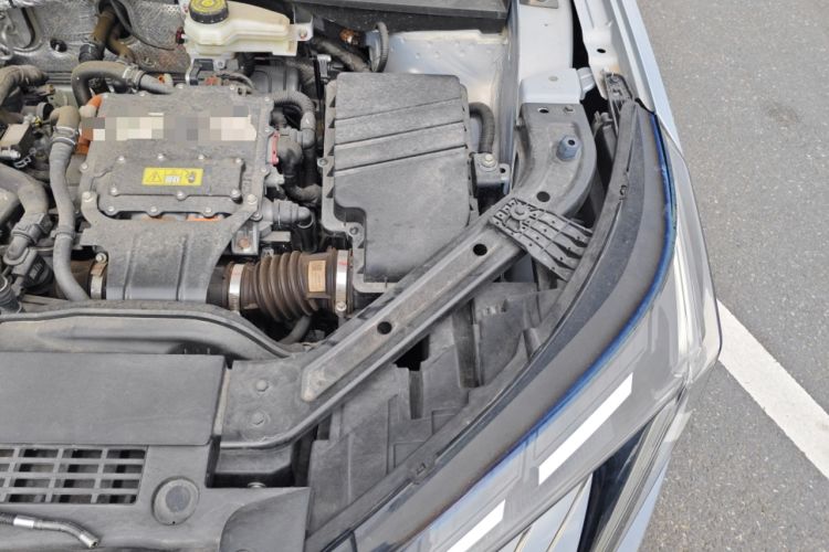 Used GAC Trumpchi EMKOO 2022 2.0 ATK Gemini Edition Engine Bay Left