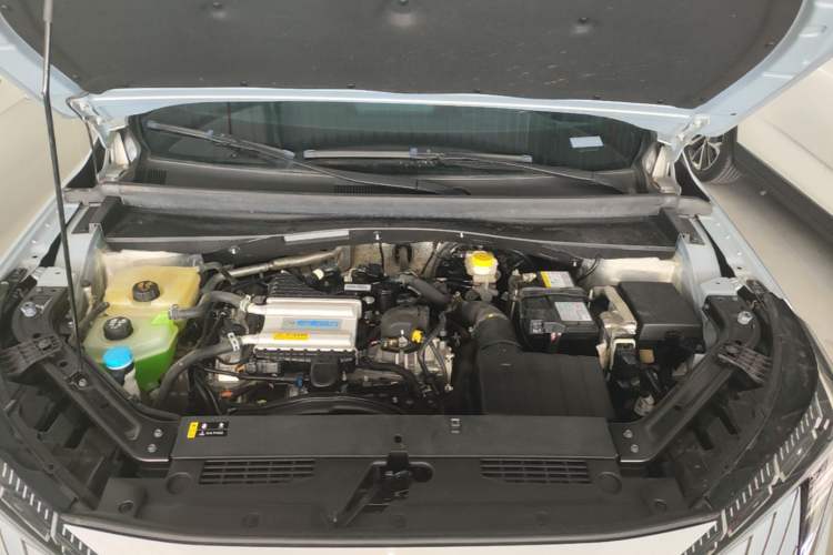 Used GAC Trumpchi EMKOO 2022 1.5T Supernova Max Edition Engine Bay
