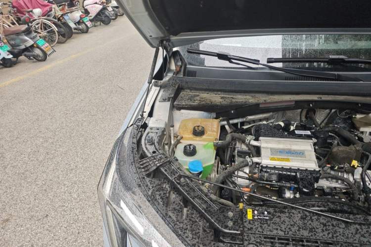 Used GAC Trumpchi EMKOO 2022 1.5T Supernova Edition Engine Bay Right