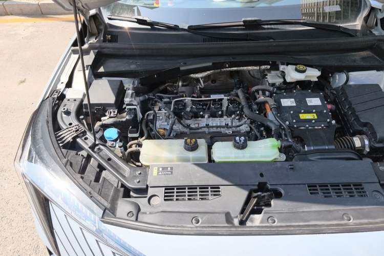 Used GAC Trumpchi EMKOO 2022 2.0 ATK TwinStar Pro Edition Engine Bay Right