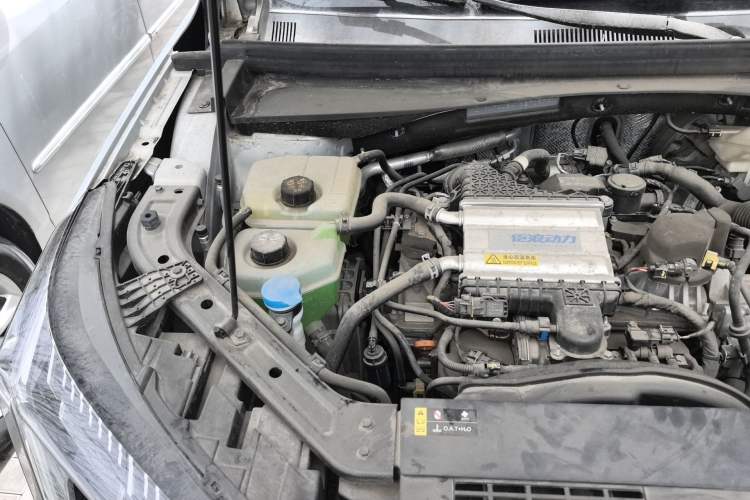 Used GAC Trumpchi EMKOO 2022 1.5T Supernova Max Edition Engine Bay Right