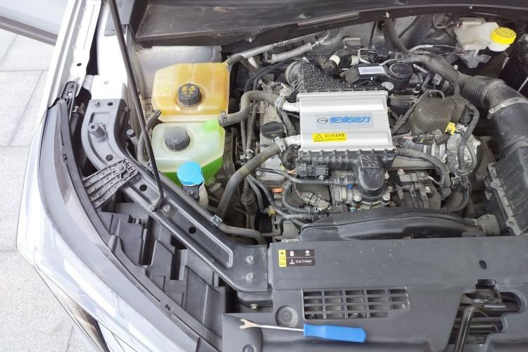 Used GAC Trumpchi EMKOO 2022 1.5T Supernova Pro Edition Engine Bay Right