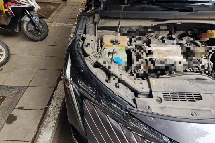 Used GAC Trumpchi EMKOO 2022 1.5T Supernova Pro Edition Engine Bay Right