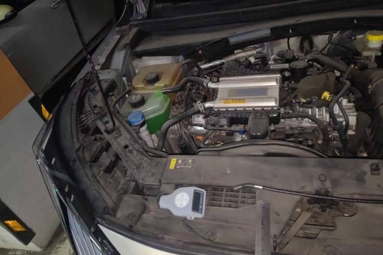 Used GAC Trumpchi EMKOO 2022 1.5T Supernova Pro Edition Engine Bay Right