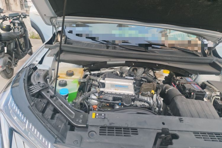 Used GAC Trumpchi EMKOO 2022 1.5T Supernova Max Edition Engine Bay Right