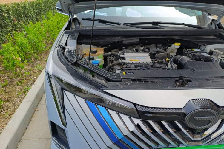 Used GAC Trumpchi EMKOO 2022 1.5T Supernova Pro Edition Engine Bay Right