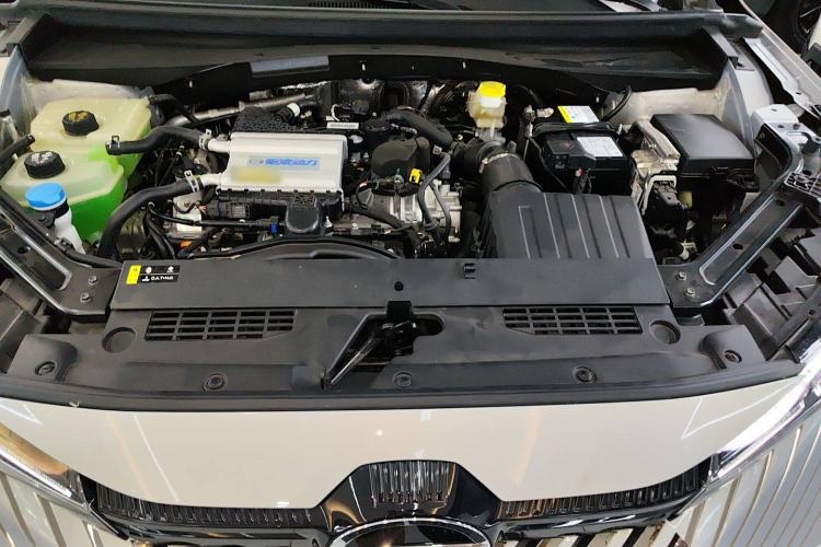 Used GAC Trumpchi EMKOO 2022 1.5T Supernova Pro Edition Engine Bay
