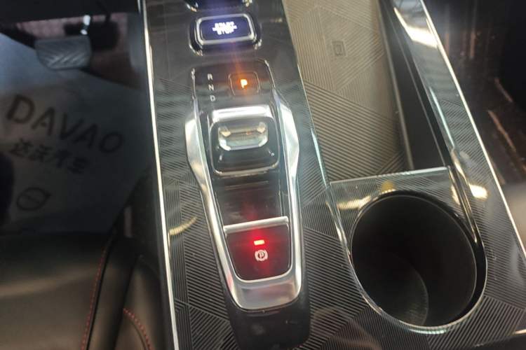 Used GAC Trumpchi EMKOO 2022 1.5T Supernova Pro Edition Gear Lever